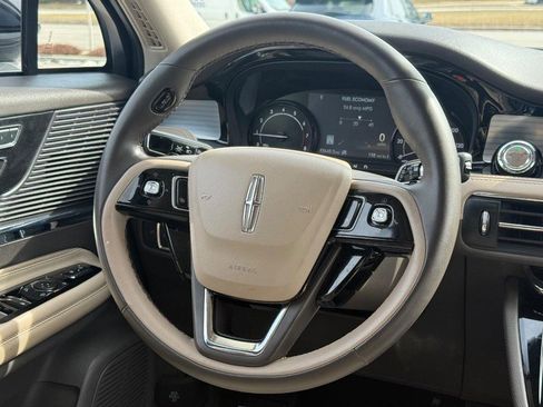 Certified 2022 Lincoln Corsair AWD w/ Equipment Group 101A image 11