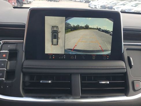 Used 2024 Chevrolet Tahoe High Country w/ Advanced Technology Package image 31