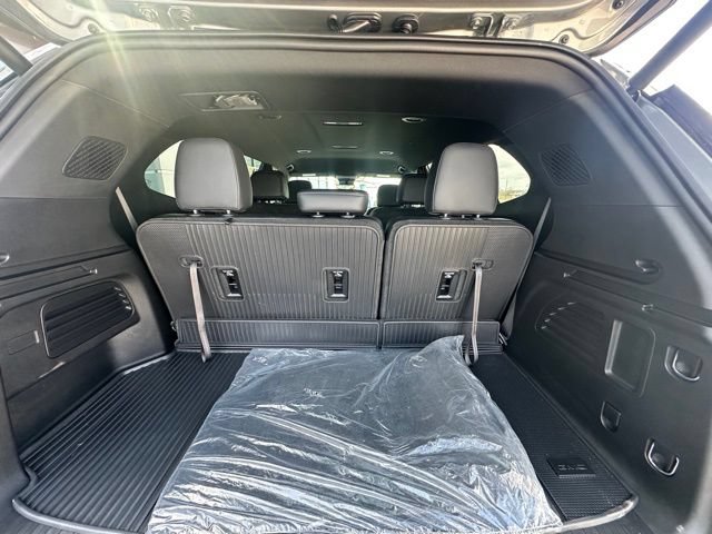 New 2026 GMC Acadia Elevation w/ Black Edition FWD image 6