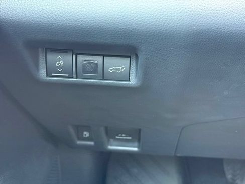 Used 2026 Toyota RAV4 XLE Premium w/ Panoramic Sun Roof Package AWD/4WD image 26