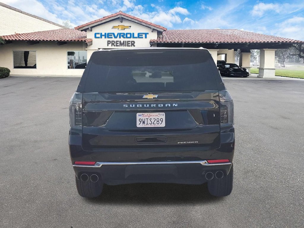 Used 2026 Chevrolet Suburban Premier AWD/4WD image 7