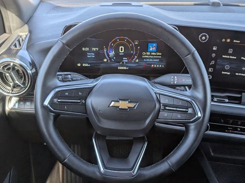 Used 2025 Chevrolet Equinox LT image 15