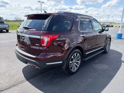 Used 2019 Ford Explorer Platinum AWD/4WD image 5
