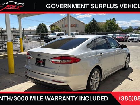 Used 2019 Ford Fusion SE FWD image 6