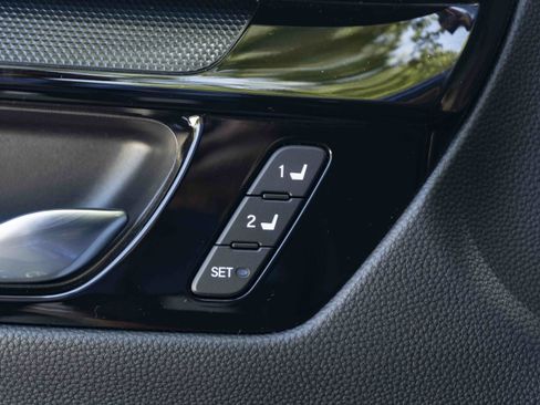 Used 2024 Honda CR-V EX-L image 38