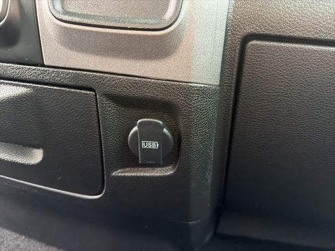 Used 2019 RAM 1500 Tradesman w/ Chrome Plus Package AWD/4WD image 38