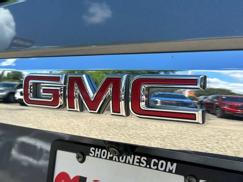 Used 2022 GMC Yukon SLT w/ SLT Premium Package AWD/4WD image 44