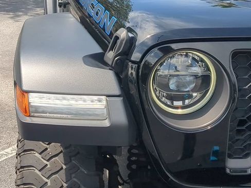 Used 2022 Jeep Wrangler Unlimited Rubicon 4xe w/ Steel Bumper Group AWD/4WD image 10