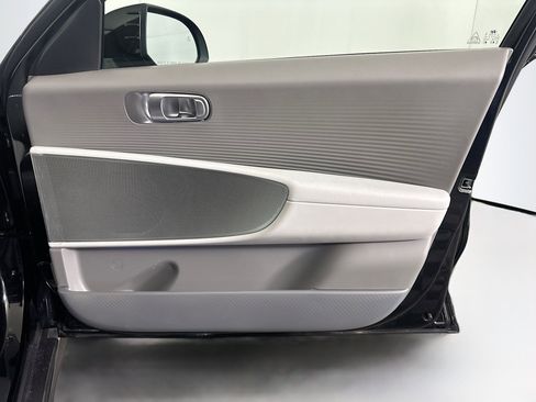 Used 2024 Hyundai Ioniq 6 SEL RWD image 32