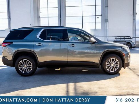 Used 2023 Chevrolet Traverse LT image 38