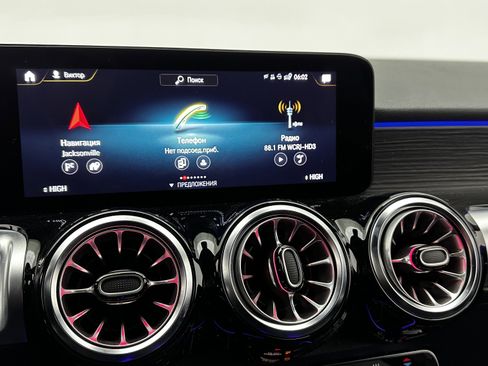 Used 2023 Mercedes-Benz EQB 300 EQB 300 w/ Exclusive Package image 18