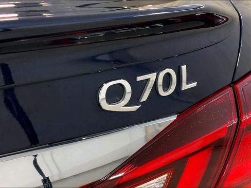 Used 2019 INFINITI Q70 L 3.7 AWD/4WD image 29