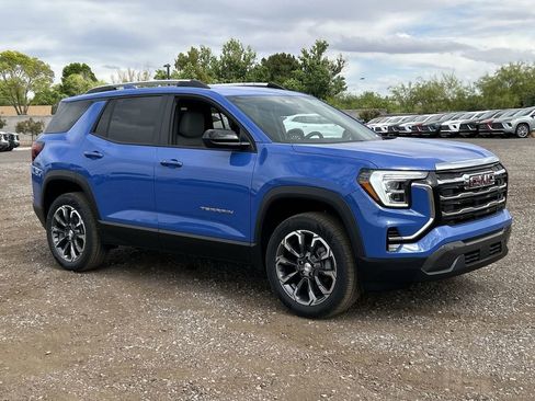 New 2026 GMC Terrain Elevation w/ Elevation Premium Package image 2