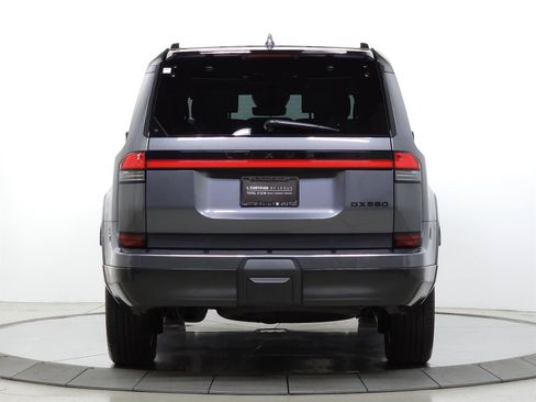 Used 2025 Lexus GX 550 w/ Cold Area Package AWD/4WD image 7