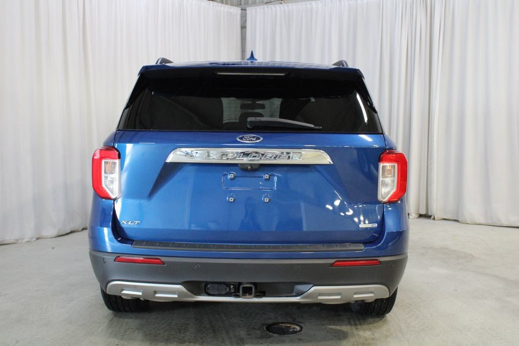 Used 2020 Ford Explorer XLT w/ Equipment Group 202A AWD/4WD image 24