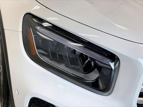 New 2026 Mercedes-Benz GLB 250 image 13