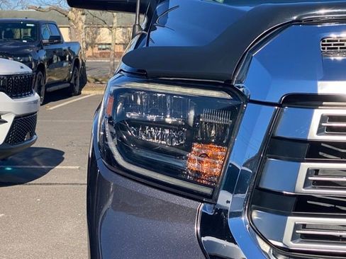 Used 2019 Toyota Tundra Limited image 12