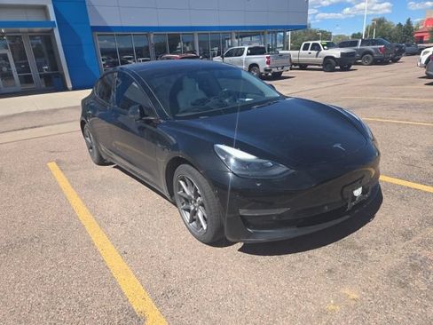 Used 2022 Tesla Model 3 Long Range AWD/4WD image 2