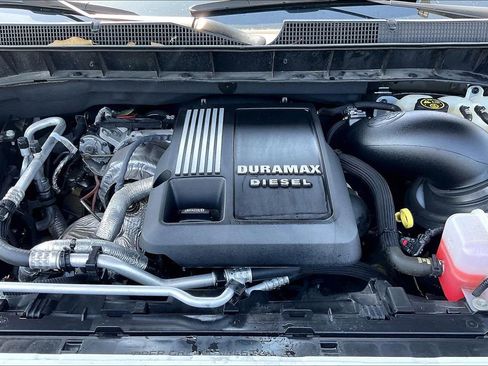 Used 2023 Chevrolet Silverado 1500 High Country w/ High Country Premium Package AWD/4WD image 33