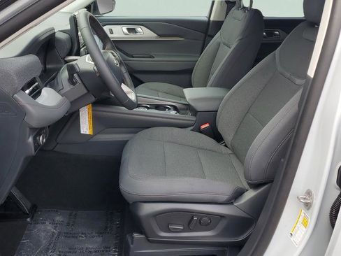 New 2026 Ford Explorer Active image 14