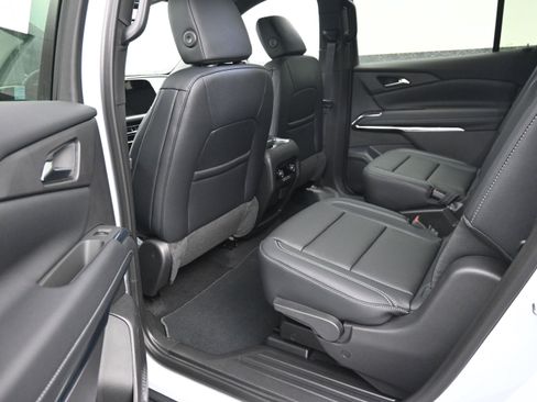 New 2026 Chevrolet Traverse LT w/ Driver Confidence Package AWD/4WD image 26