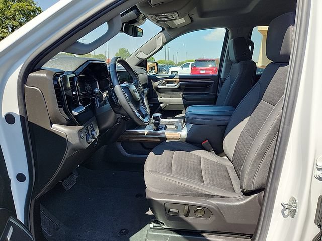 Certified 2024 Chevrolet Silverado 1500 RST w/ Convenience Package II AWD/4WD image 16
