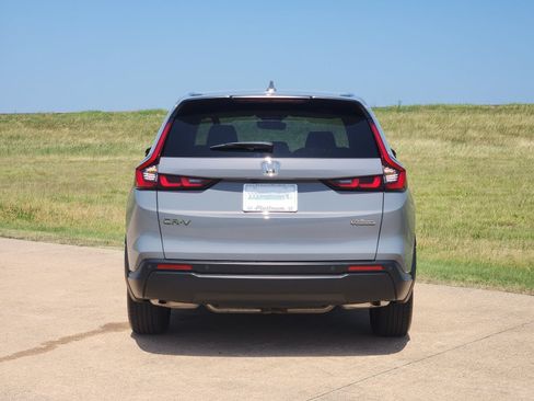 Used 2026 Honda CR-V EX-L image 8