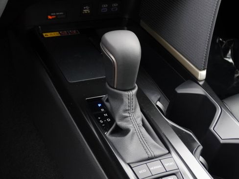 New 2026 Toyota Camry SE image 24