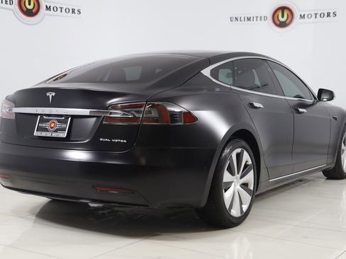 Used 2021 Tesla Model S Long Range Plus image 3