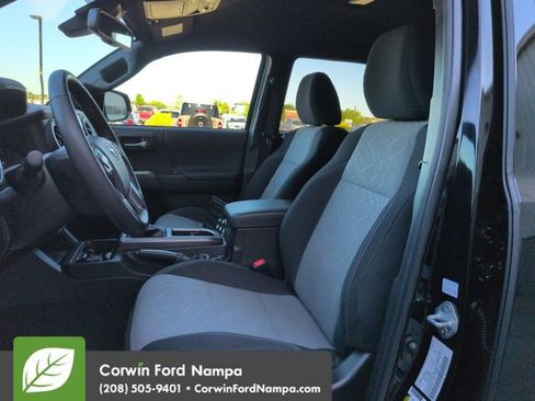 Used 2023 Toyota Tacoma TRD Sport w/ Technology Package AWD/4WD image 24