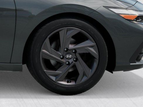 New 2026 Hyundai Elantra SEL Sport FWD image 8