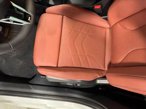 New 2026 BMW X2 xDrive28i w/ Technology Package AWD/4WD image 24