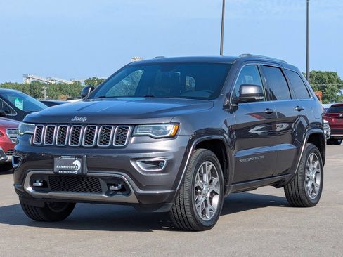 Used 2018 Jeep Grand Cherokee Limited image 7