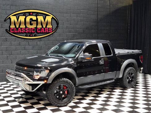 Used 2010 Ford F150 Raptor image 1