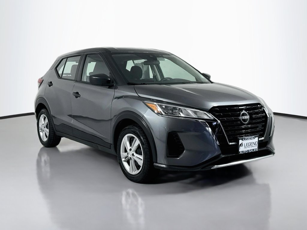 Used 2024 Nissan Kicks S FWD image 4