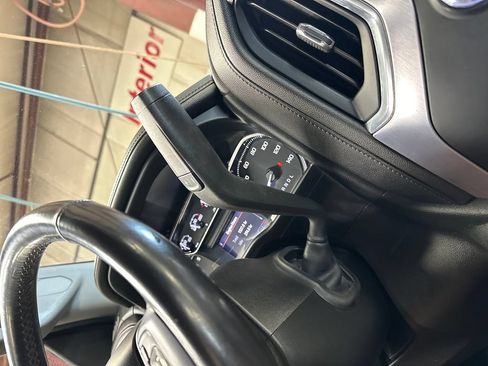 Used 2020 GMC Sierra 2500 SLT w/ X31 Off-Road Package AWD/4WD image 26