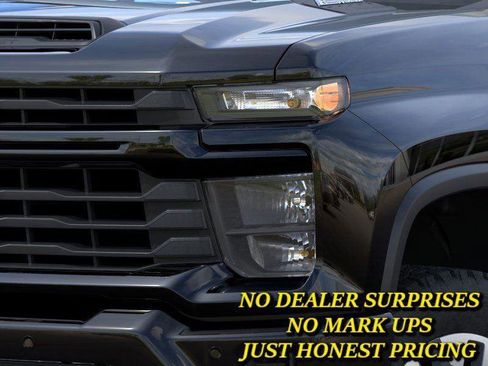 New 2026 Chevrolet Silverado 2500 Custom w/ Custom Value Package AWD/4WD image 10