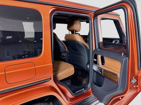 Used 2025 Mercedes-Benz G 63 AMG 4MATIC image 32