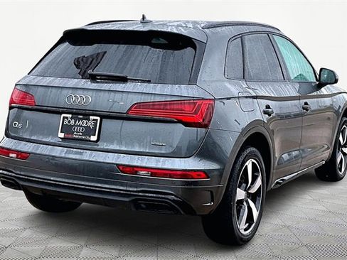 Used 2022 Audi Q5 2.0T Premium Plus w/ Premium Plus Package image 2