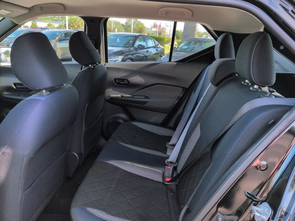 Used 2018 Nissan Kicks S FWD image 13