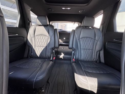 Used 2023 Buick Enclave Avenir w/ Trailering Package, 5000 lbs. AWD/4WD image 22