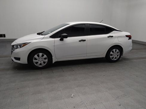 Used 2024 Nissan Versa S w/ Trunk Package FWD image 2