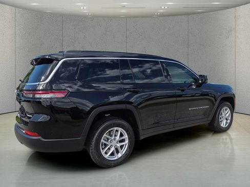New 2026 Jeep Grand Cherokee L Laredo RWD image 4
