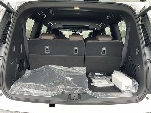 New 2026 Nissan Armada Platinum w/ Accent Package AWD/4WD image 8