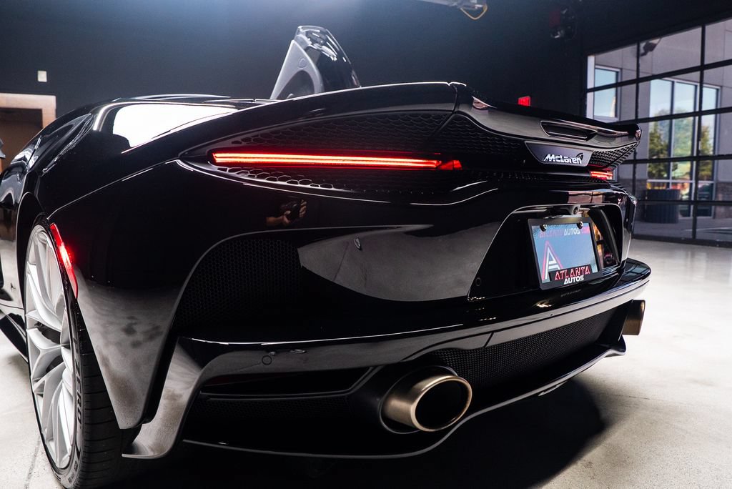 Used 2023 McLaren GT RWD image 25