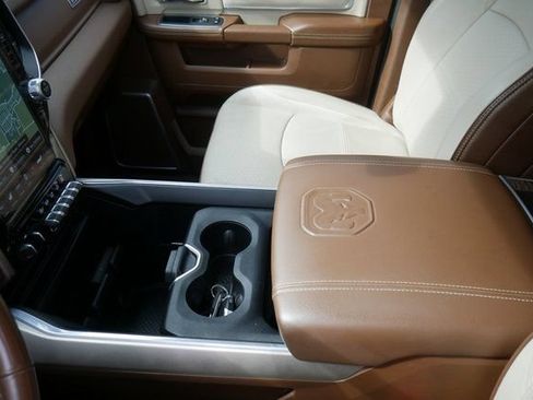 Used 2021 RAM 2500 Laramie AWD/4WD image 25