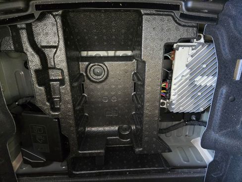 Used 2024 Chevrolet Camaro LT w/ RS Package image 13