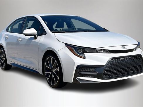 Used 2022 Toyota Corolla SE image 1