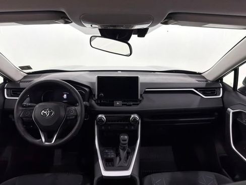 Used 2025 Toyota RAV4 XLE w/ Convenience Package AWD/4WD image 29