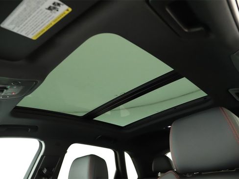 Certified 2025 Audi Q3 2.0T Premium Plus w/ Premium Plus Package image 26